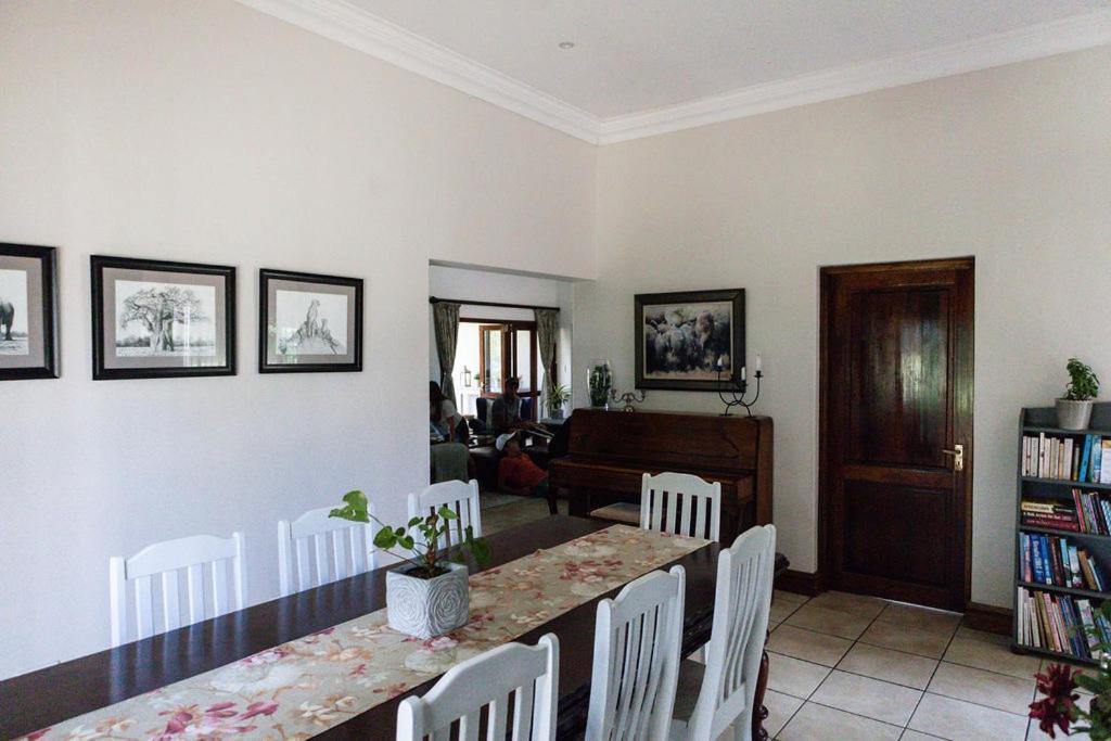 Porterfield Guest House, Champagne Valley المظهر الخارجي الصورة